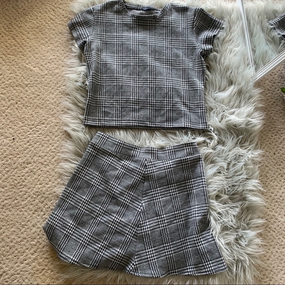 Brandy Melville Plaid Two Piece Set - Picture 2 of 5